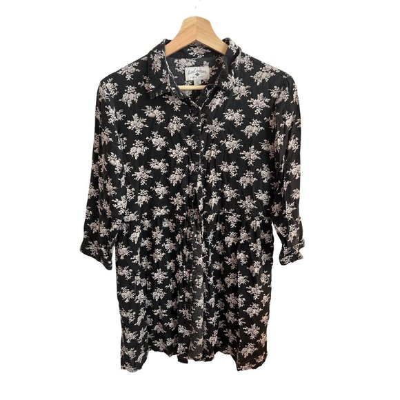 lee cooper Tops - Lee Cooper Black Floral Button Up Shirt Blouse Women's Size Large Collared